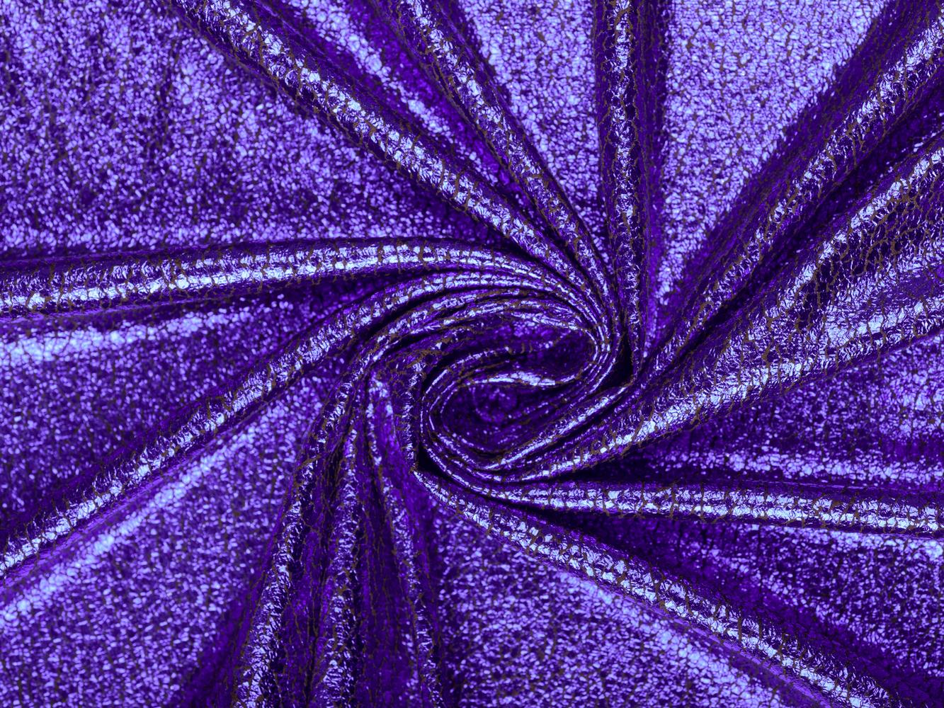 Плательная ткань с фиолетовым напылением
